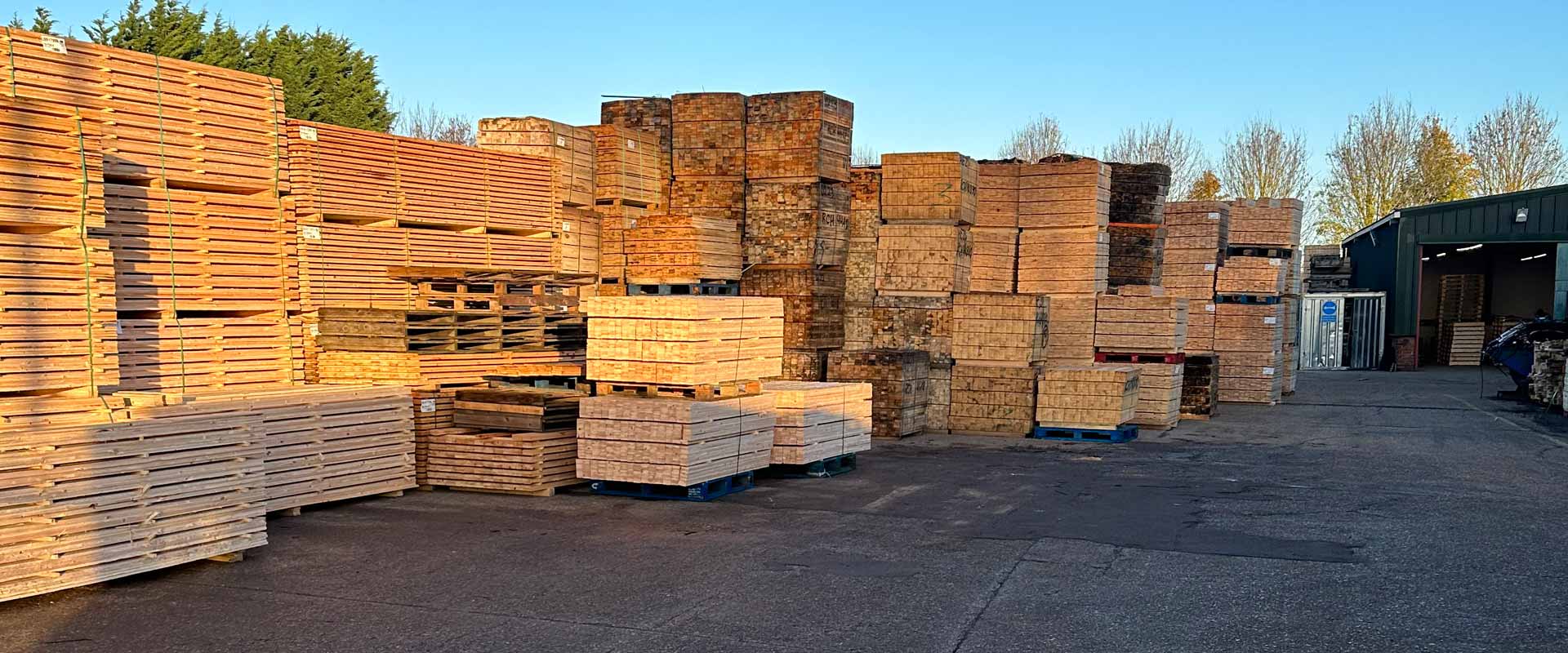 Contact KB Pallets Bedfordshire